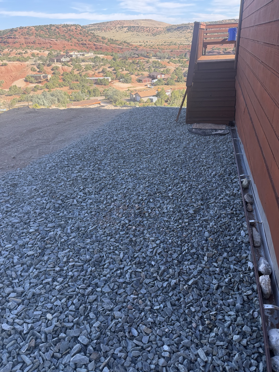 Timber retaining wall